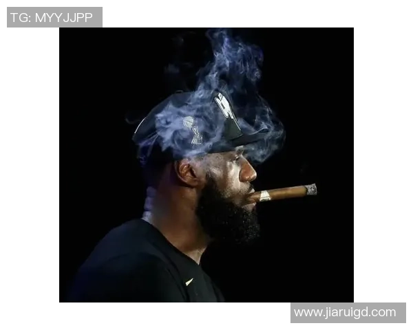 足球巨星与雪茄的优雅碰撞：那些独特的时刻与背后的故事